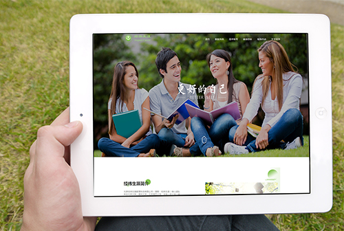 �����վ�γ����